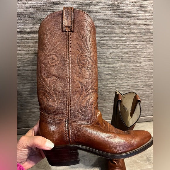 Dan Post Shoes - Dan Post cowgirl boots Brown size 6 1/2 Preowned Great Condition